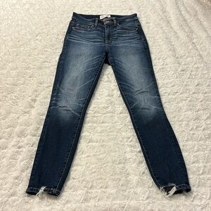 Buckle Women’s Skinny Jeans